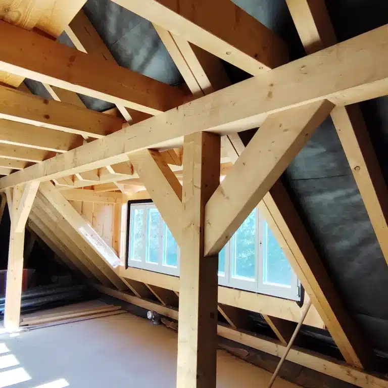 habillage-bois-interieur-caractere-ambiance-chaleureuse-philippe-roch-charpente